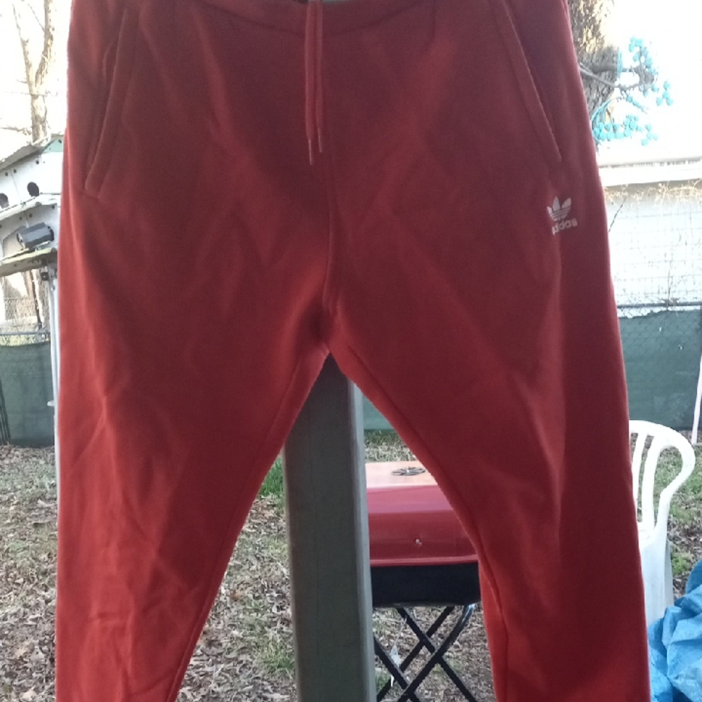 Adidas Men's Bold Red Joggers No Sizing Tag. Approx. Lrg Drawstring With Pockets